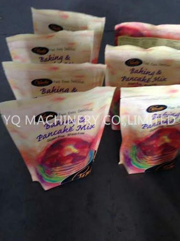 zippered pouch packing machine 2 zippered pouch packing machine 2