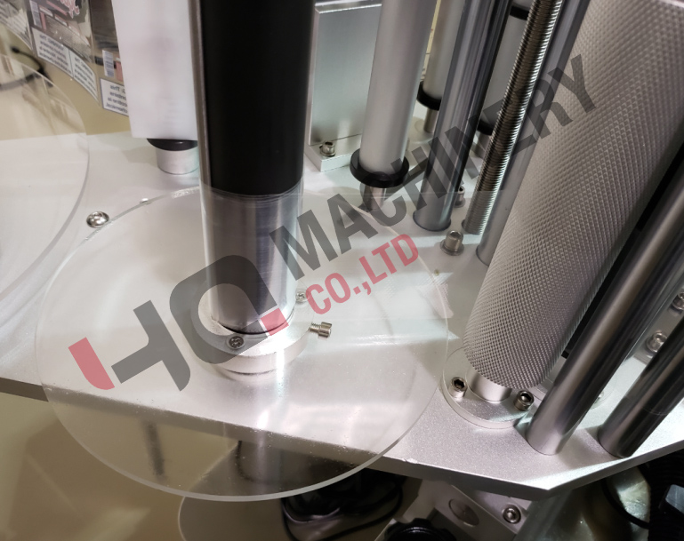 labeling machine for round bottle7