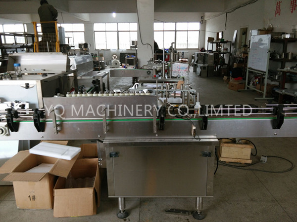 GLUE LABELING MACHINE 2 GLUE LABELING MACHINE 2
