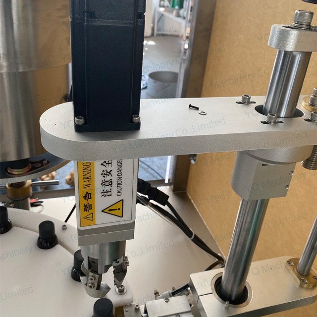 rotary capping machine (3) rotary capping machine (3)