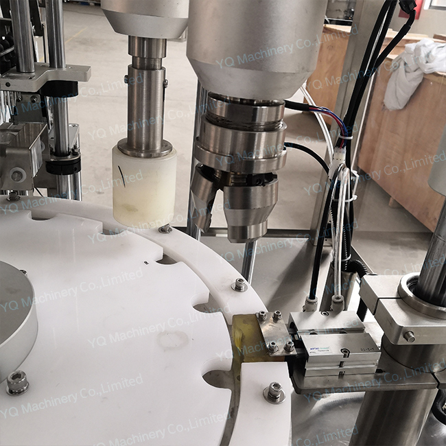 Chubby Gorilla Hemp Oil Rotary Filler And Cap Sealer (10) Chubby Gorilla Hemp Oil Rotary Filler And Cap Sealer (10)