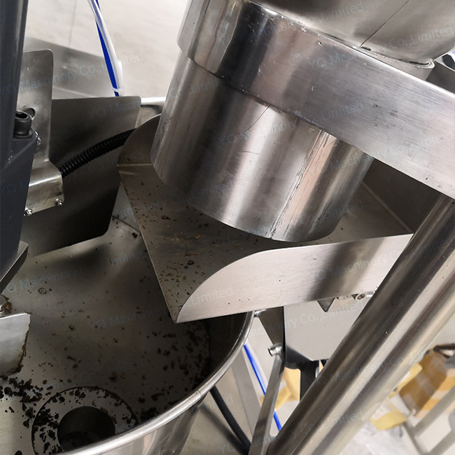 Doypack Packaging Machine (16) Doypack Packaging Machine (16)