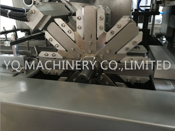 transparent film packing machine1 transparent film packing machine1