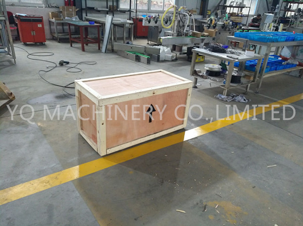 semi automatic spout pouch filling equipment.jpg