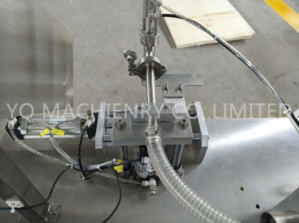 semi automatic spout pouch filler.jpg