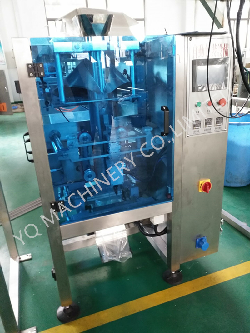 automatic grain packing machine.jpg