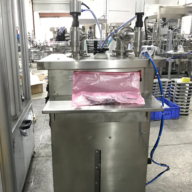 Vertical Paste Filling Machine