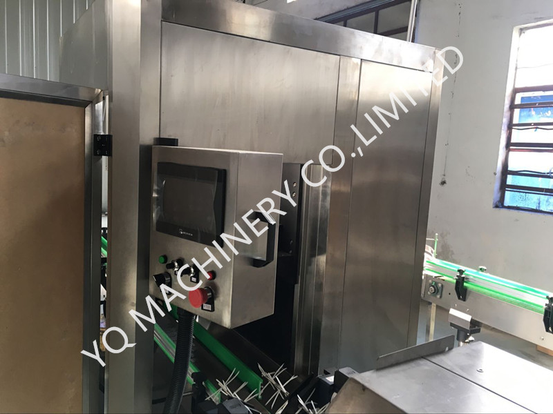 sleeve label machine.jpg