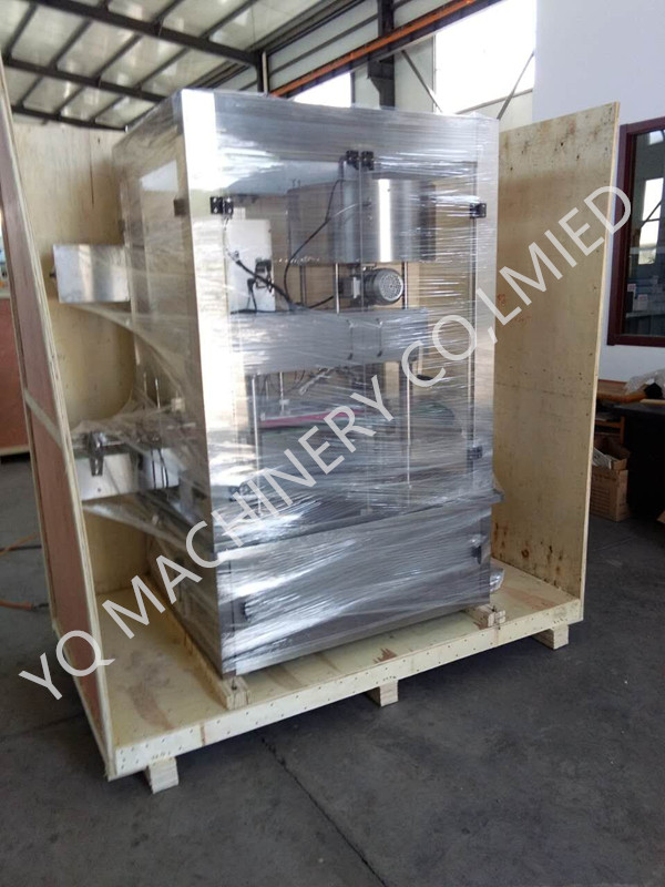 bottle capping machine.jpg