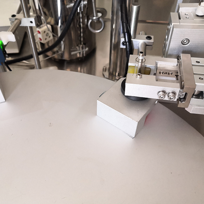 Cartridge/pods Filling Machine