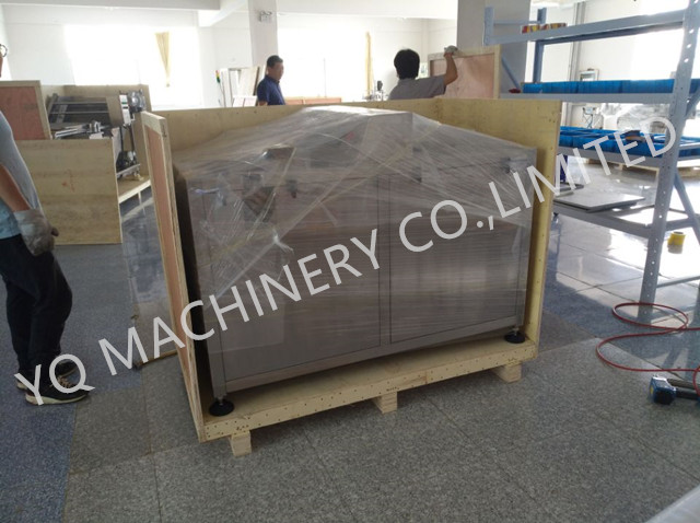 bottle unscrambler machine.jpg