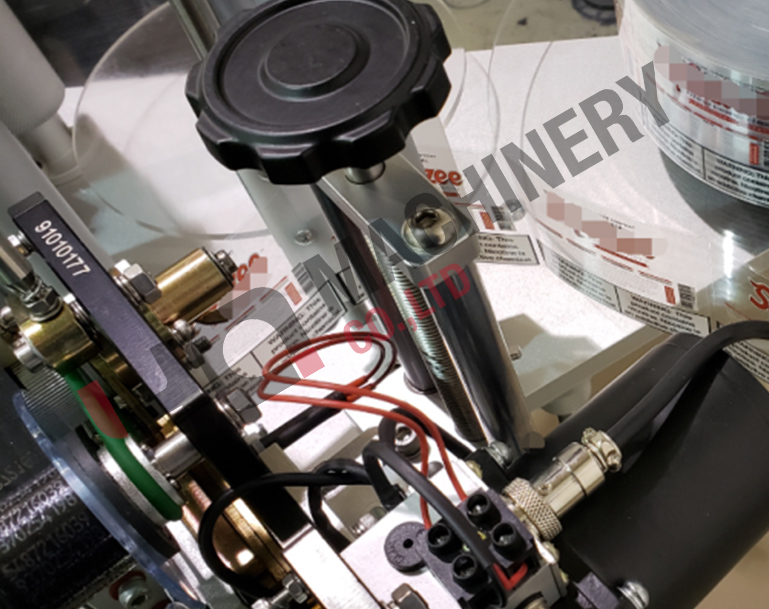 labeling machine for round bottle8