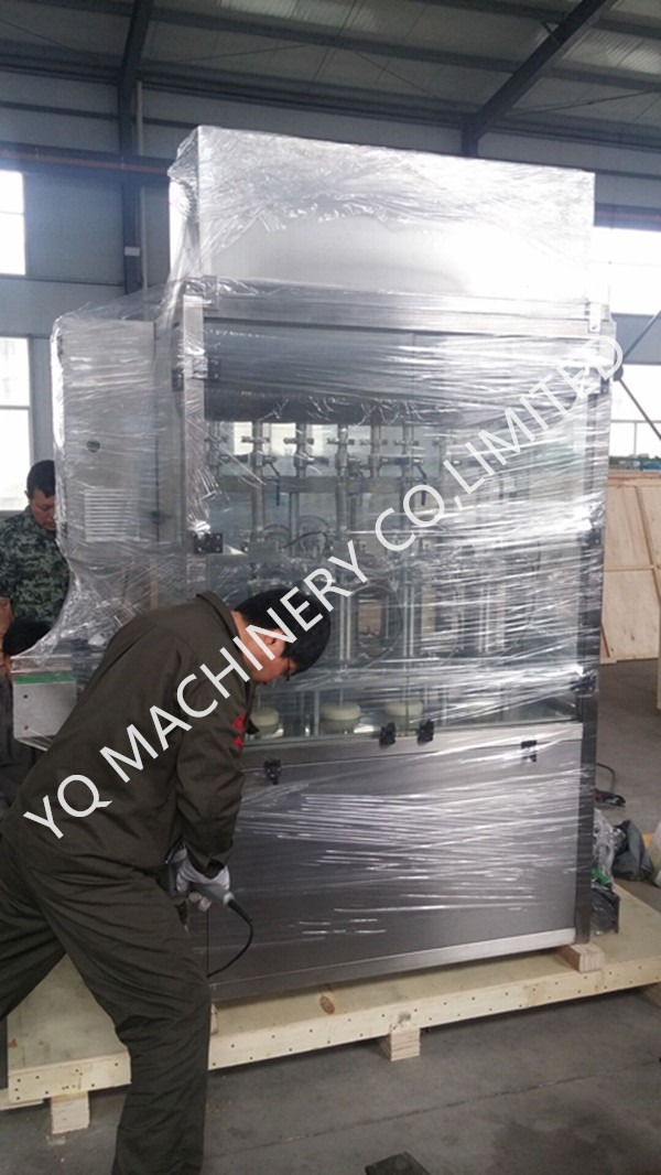 bottle fiiling mahines.jpg