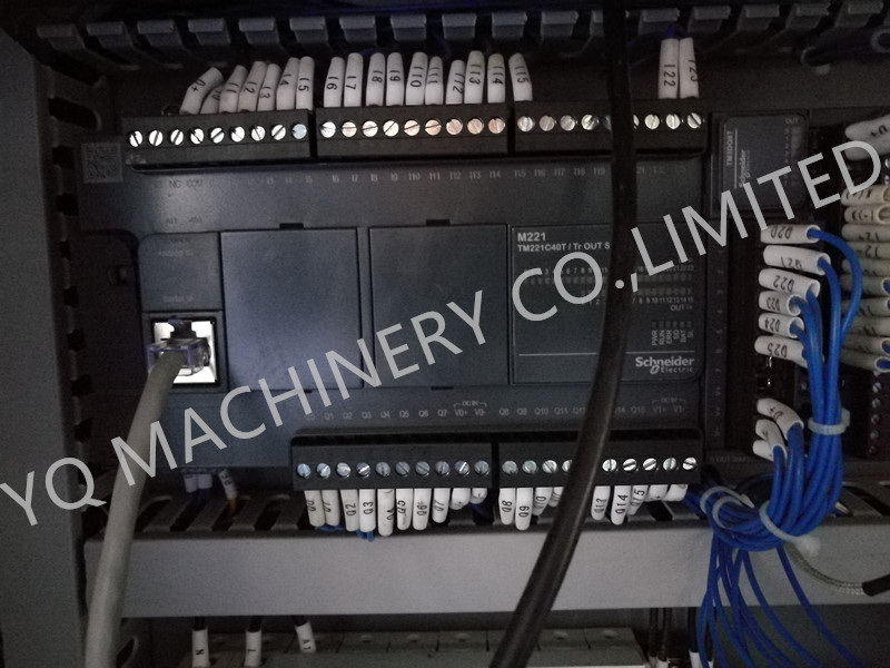 cigarette wrapping machines.jpg