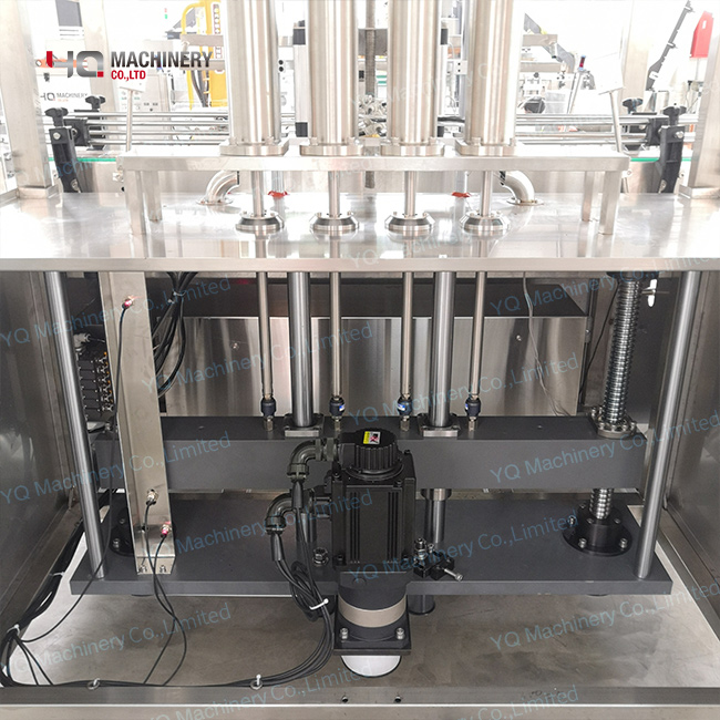 piston filler machine (10)