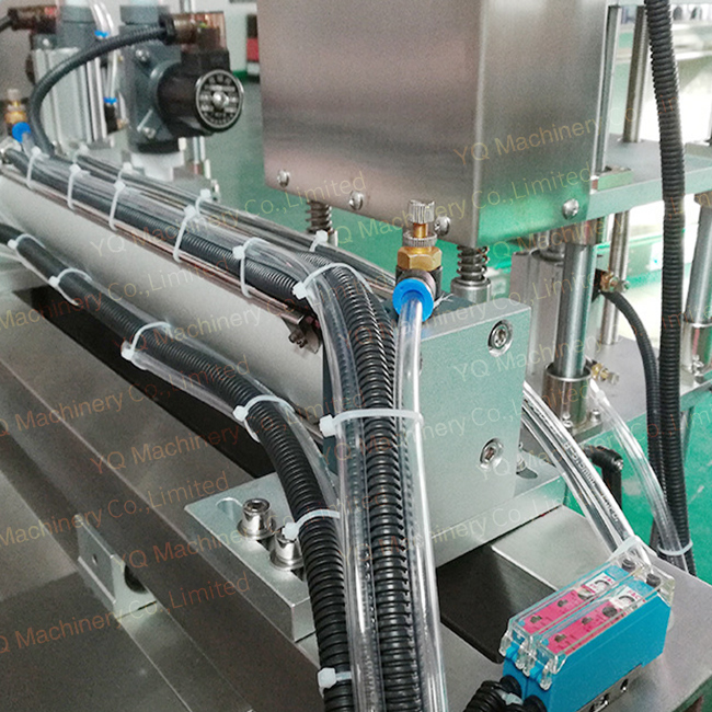 Spout Pouch Pack Filling And Capping Machine for Liquid Paste Standup Pouch Filler