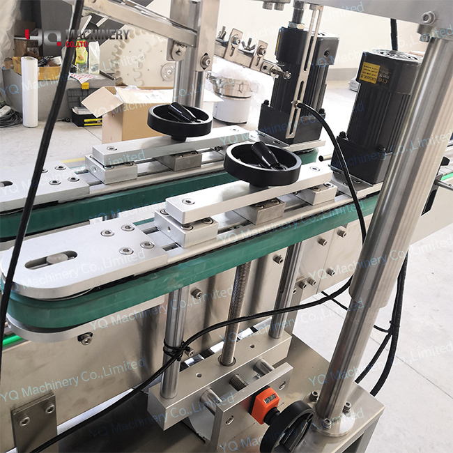 Bottle Cap Press Machine with Lid Feeding And Sorting Device