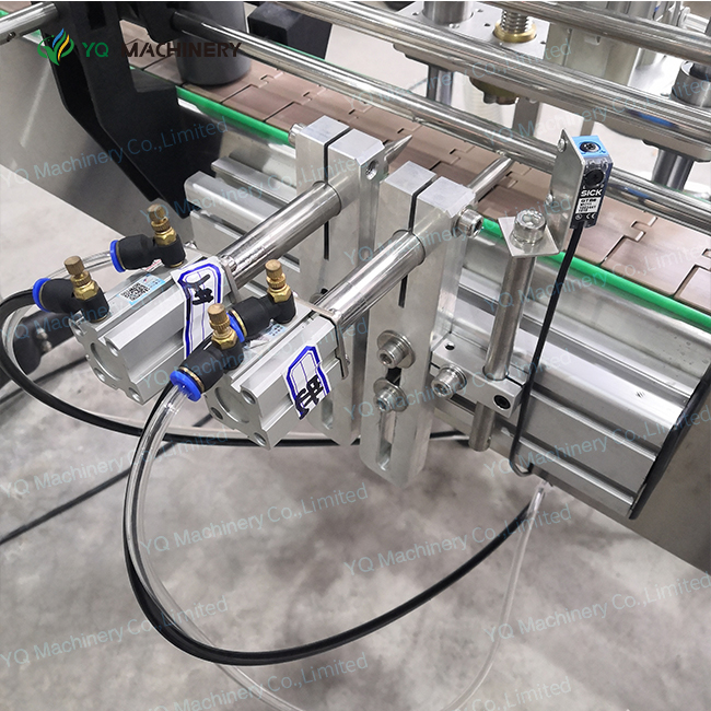 Liquid Dispensing Machine with Conveyor Belt