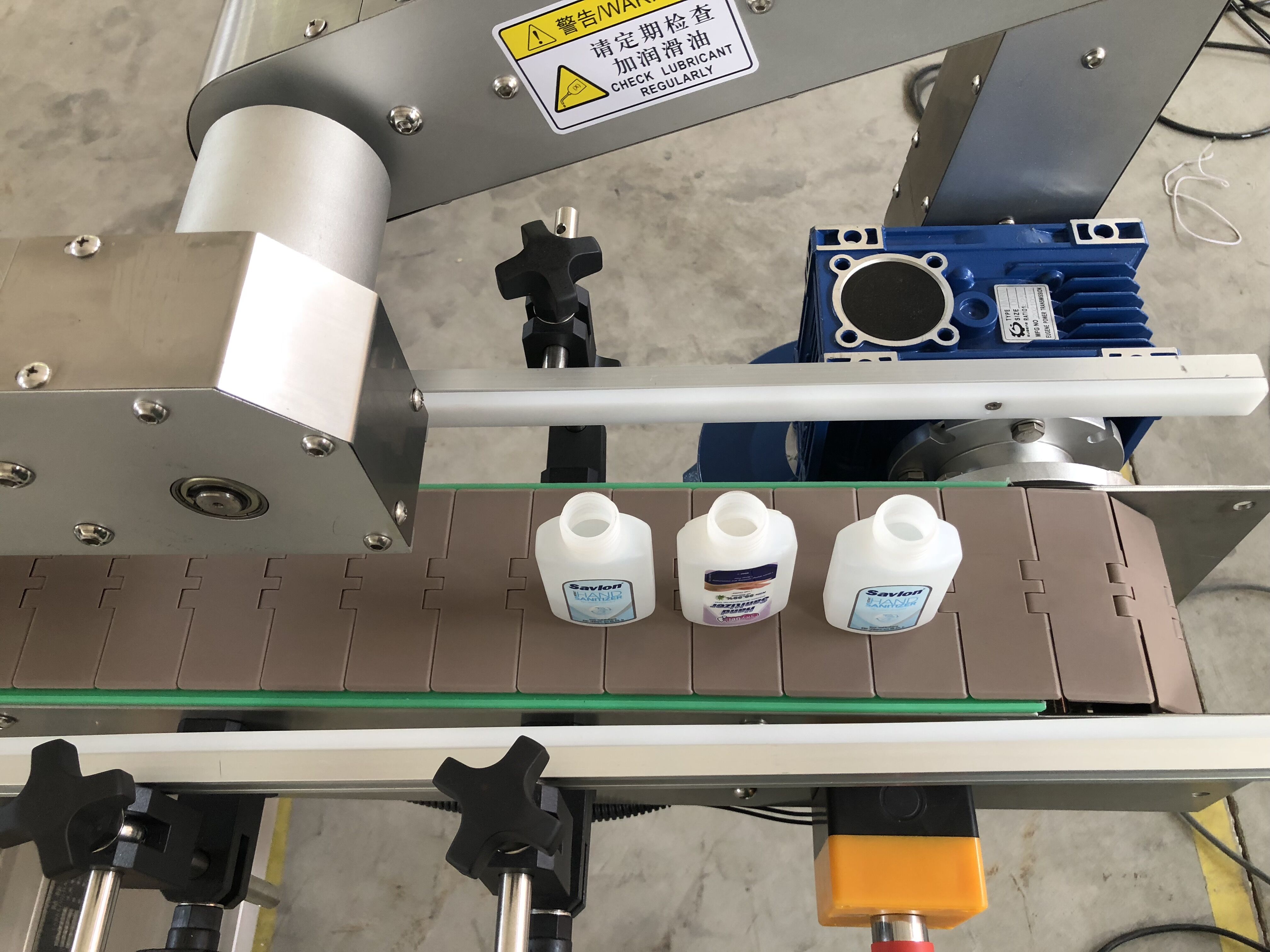 Inline Filling System for Square Flat Oval Bottle Sorting Filling Capping And Labeling Machines